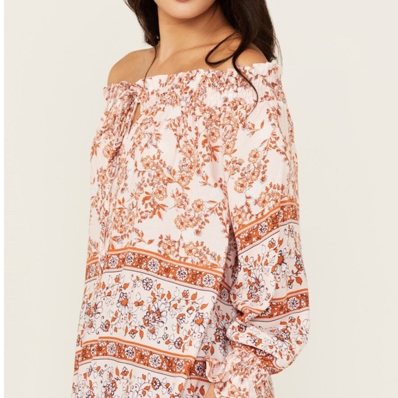 WILD MOSS FLORAL BORDER PRINT OFF THE SHOULDER TOP - Picture 7 of 7
